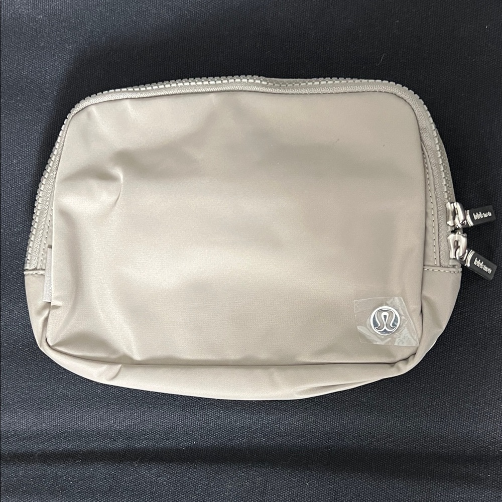 Lululemon Everywhere Belt Bag Large 2L